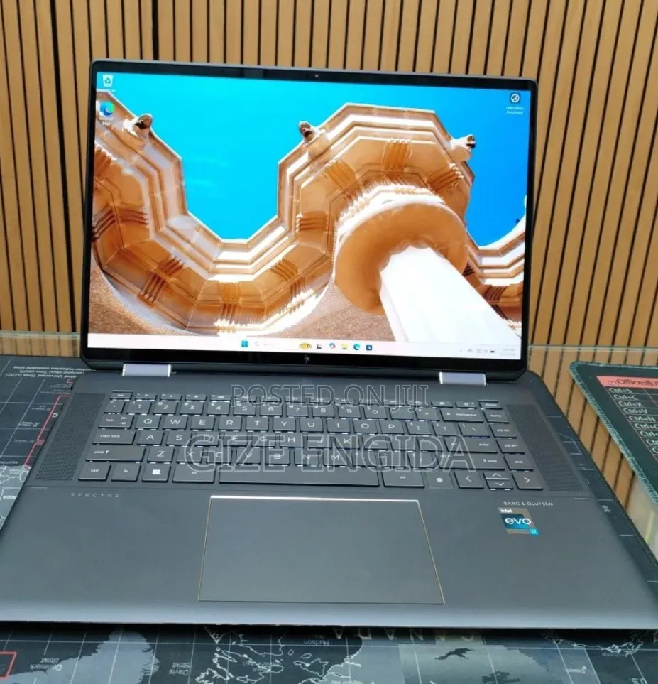 New Laptop HP Spectre X360 16GB Intel Core i7 SSD 512GB