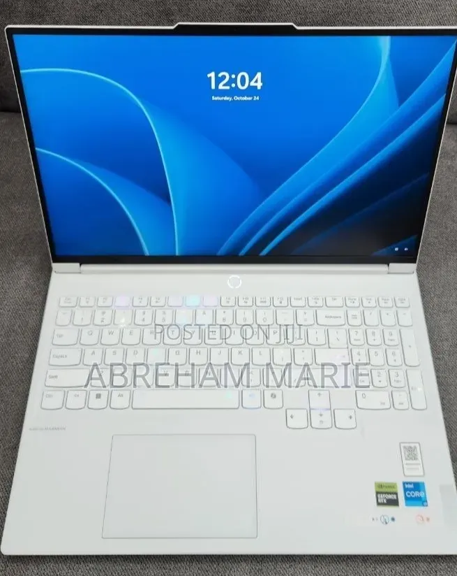 New Laptop Lenovo Legion 7 16GB Intel Core i7 SSD 1T