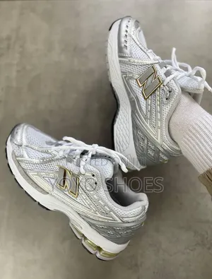 New Balance 1906R " White Rain Cloud Silver Metallic "Unisex Sneaker