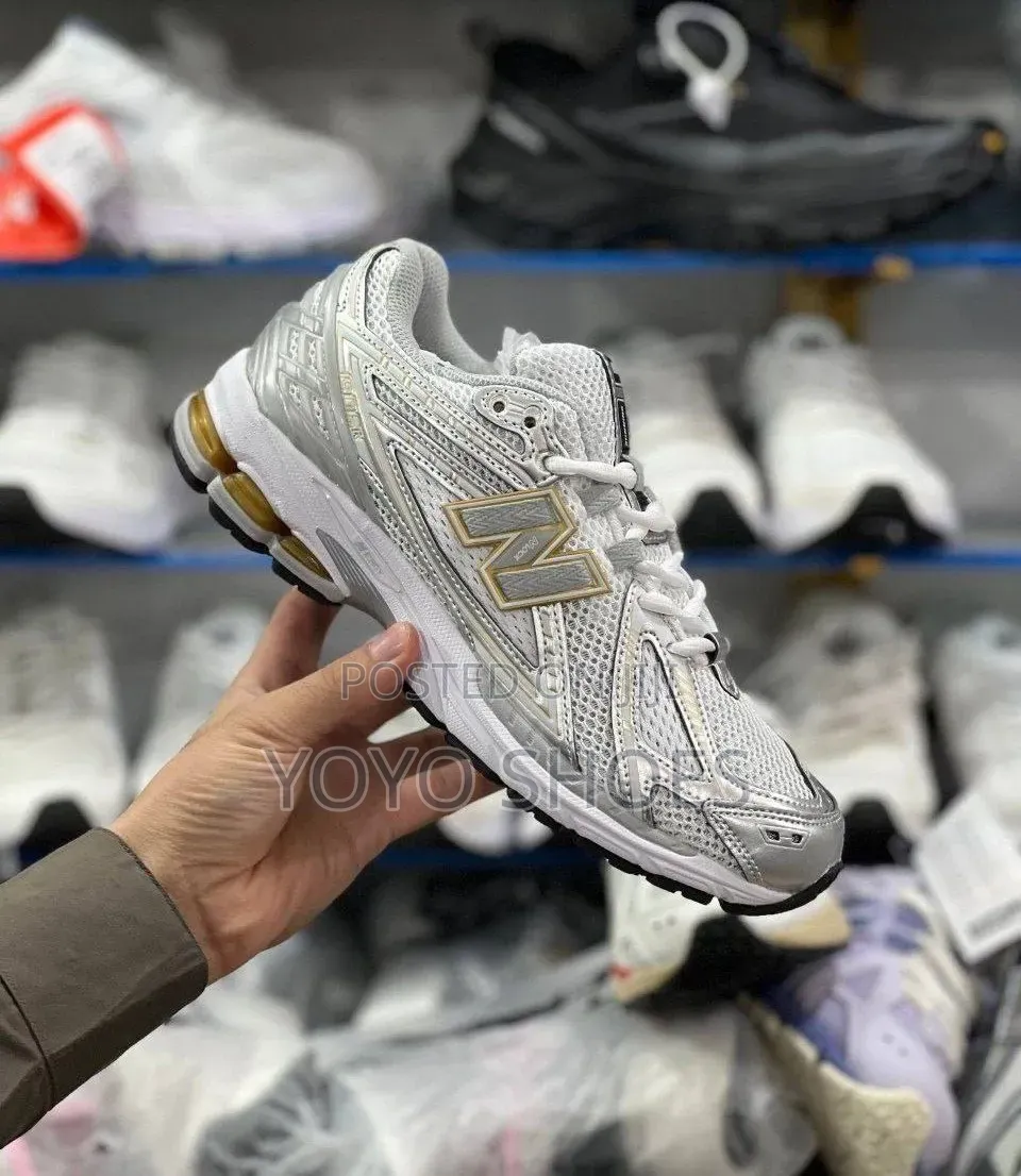 New Balance 1906R " White Rain Cloud Silver Metallic "Unisex Sneaker