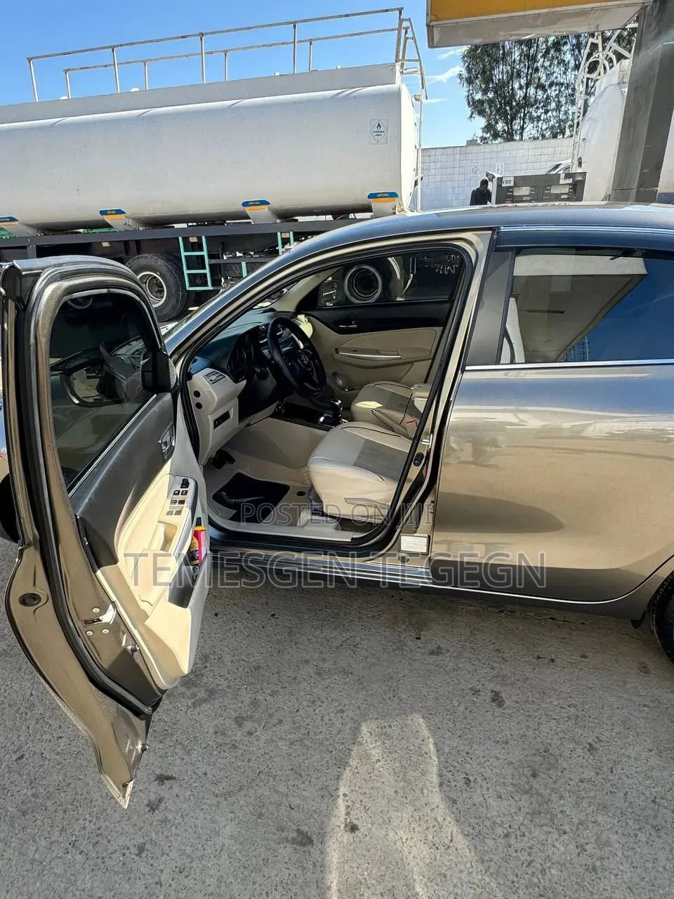 Suzuki Dzire 2023 Gray