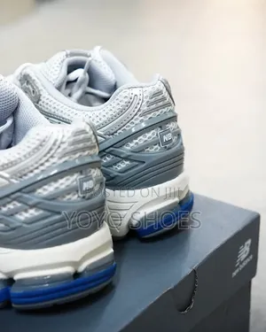 New Balance 1906R " White Silver Metallic Blue "Unisex Fashion Sneaker