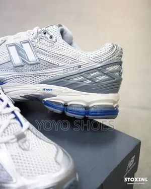 New Balance 1906R " White Silver Metallic Blue "Unisex Fashion Sneaker