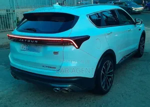 Jetour X70 Plus 2022 White