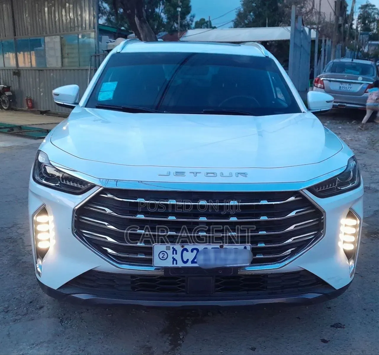 Jetour X70 Plus 2022 White