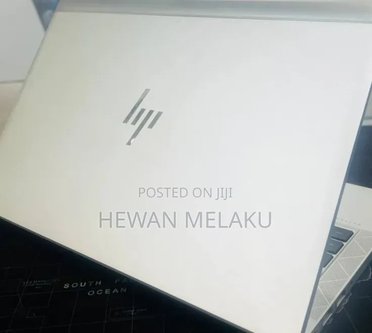 New Laptop HP EliteBook 830 G8 16GB Intel Core i5 SSD 512GB