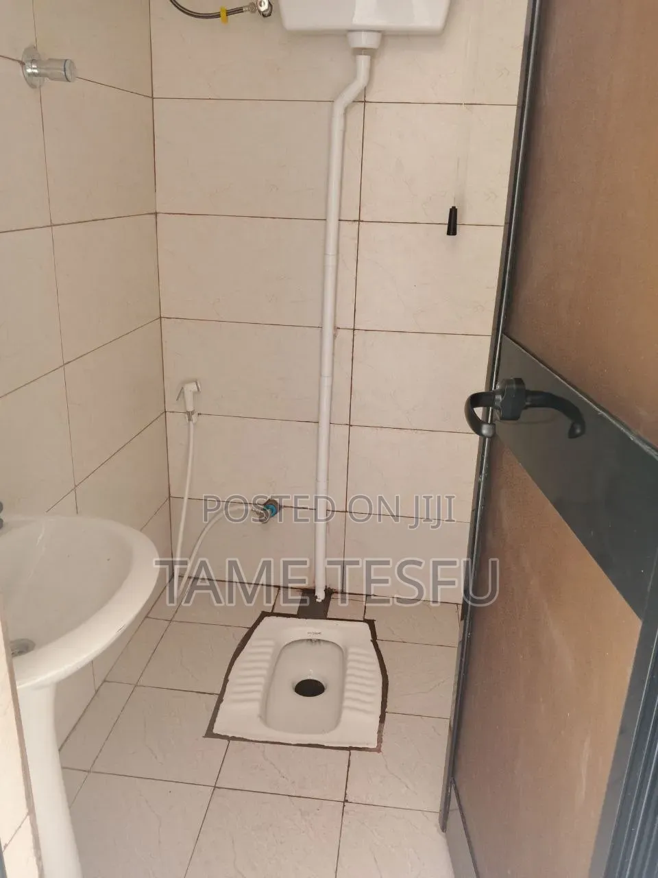 Furnished 5bdrm Villa in ወሰን, Yeka for sale