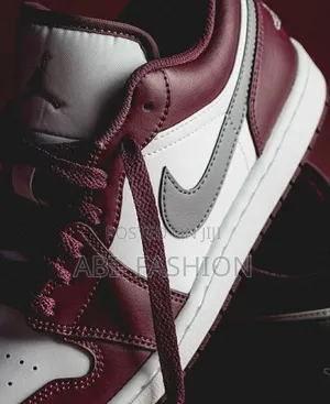 Nike Air Jordan 1 Red Velvet X whiteNew - Sizes 40, 41, 42, 43, 44