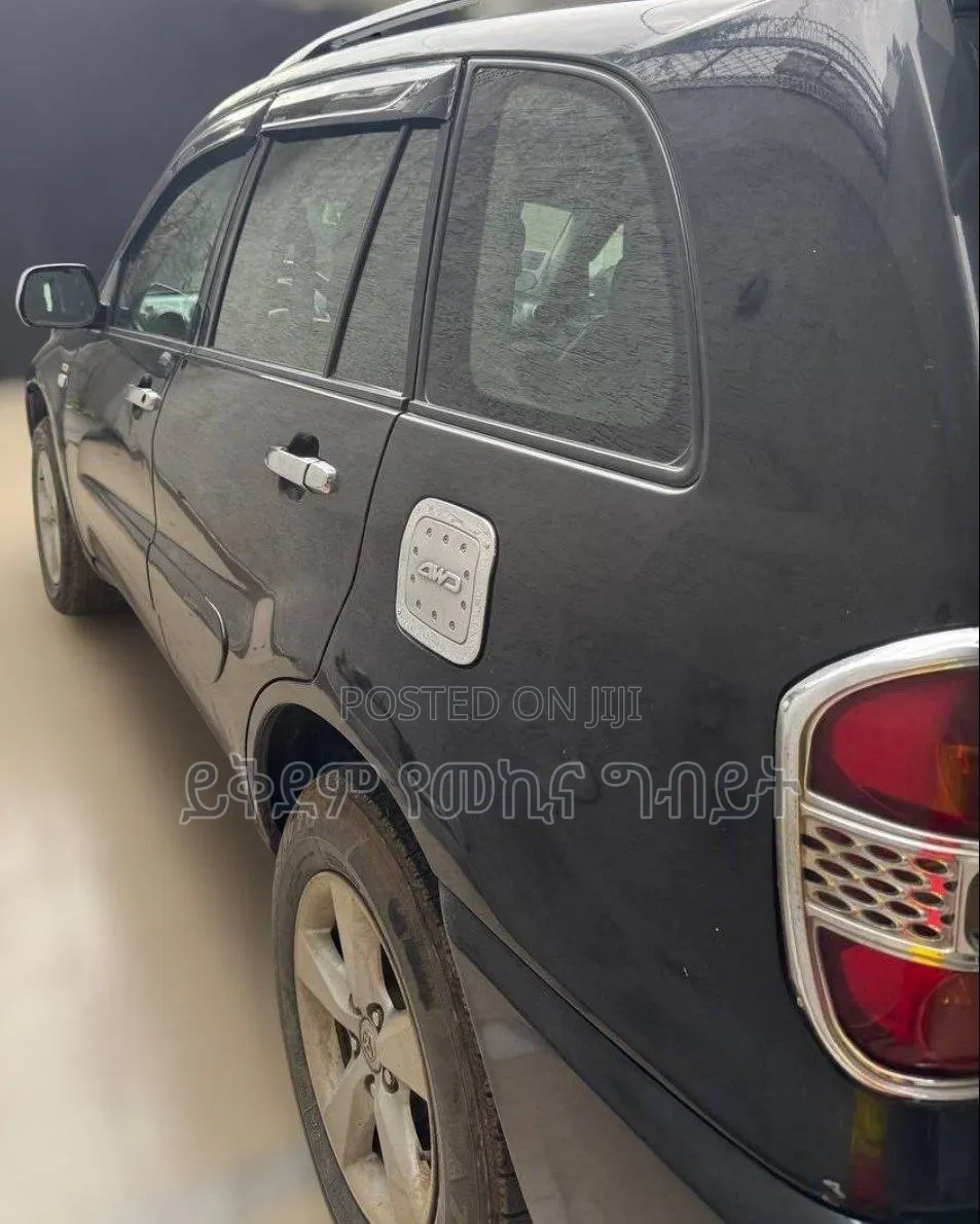 Toyota RAV4 1.8 2005 Black