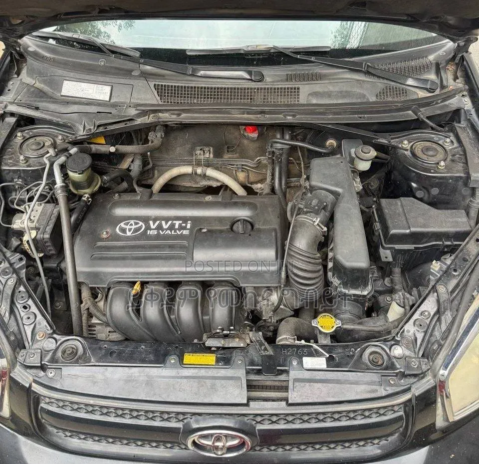 Toyota RAV4 1.8 2005 Black