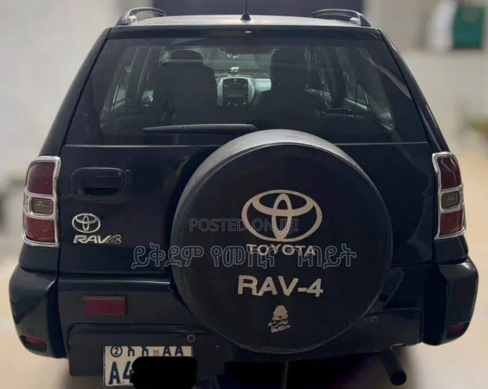 Toyota RAV4 1.8 2005 Black