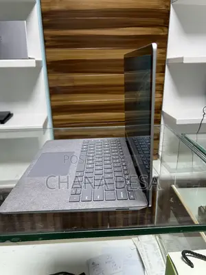 New Laptop Microsoft Surface Laptop 4 16GB Intel Core i7 SSD 512GB