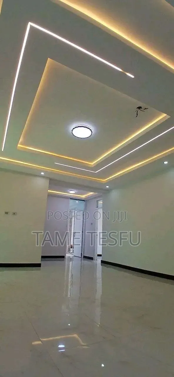 Furnished 8bdrm House in Hayat, Bole for sale