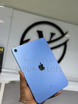 New Apple iPad 10.2 (2021) 64 GB Blue