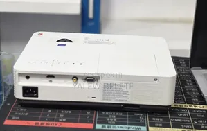 Sony Projector
model Name VPL-Dx221