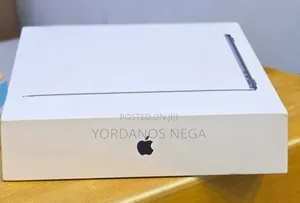 New Laptop Apple MacBook Air 2026 M5 16GB Apple M5 SSD 512GB
