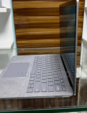 New Laptop Microsoft Surface Laptop 4 16GB Intel Core i7 SSD 512GB