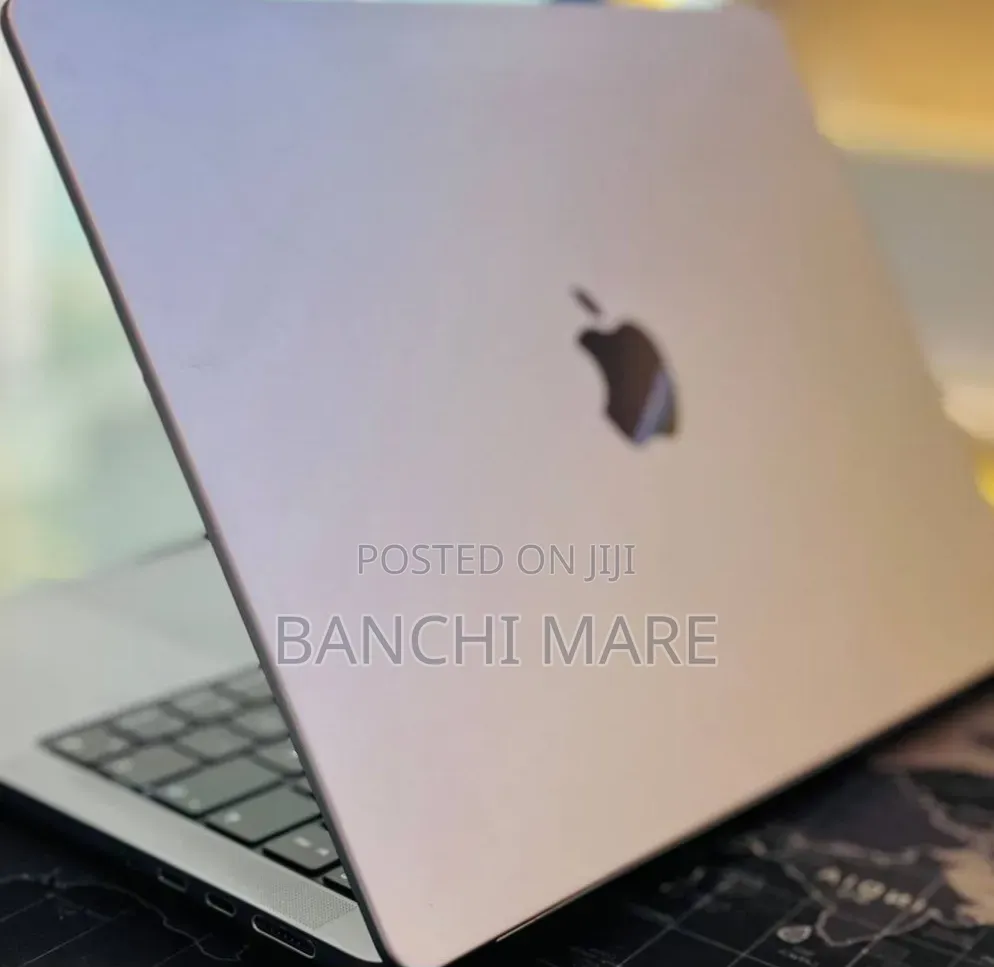 New Laptop Apple MacBook Pro 2021 M1 16GB Apple M1 Pro SSD 512GB