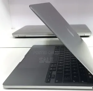 New Laptop Apple MacBook Pro 2020 8GB Apple M1 Pro SSD 256GB