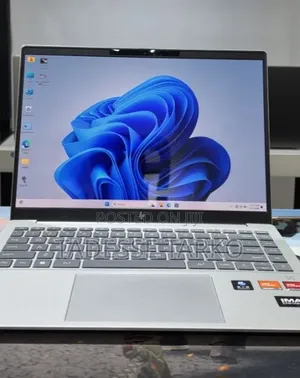 New Laptop HP Pavilion 14 16GB AMD Ryzen 7 SSD 1T