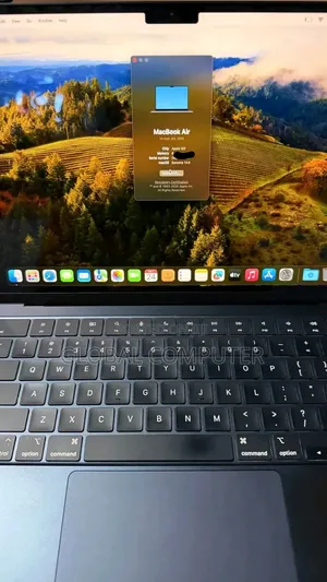 New Laptop Apple MacBook Air 2024 M3 8GB Apple M3 SSD 256GB
