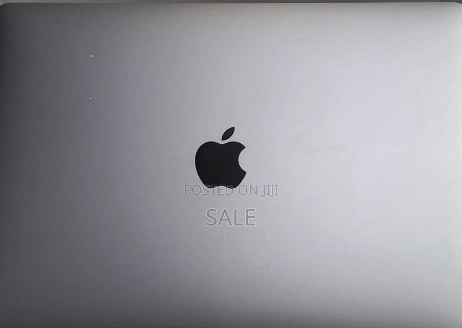 New Laptop Apple MacBook Pro 2020 8GB Apple M1 Pro SSD 256GB