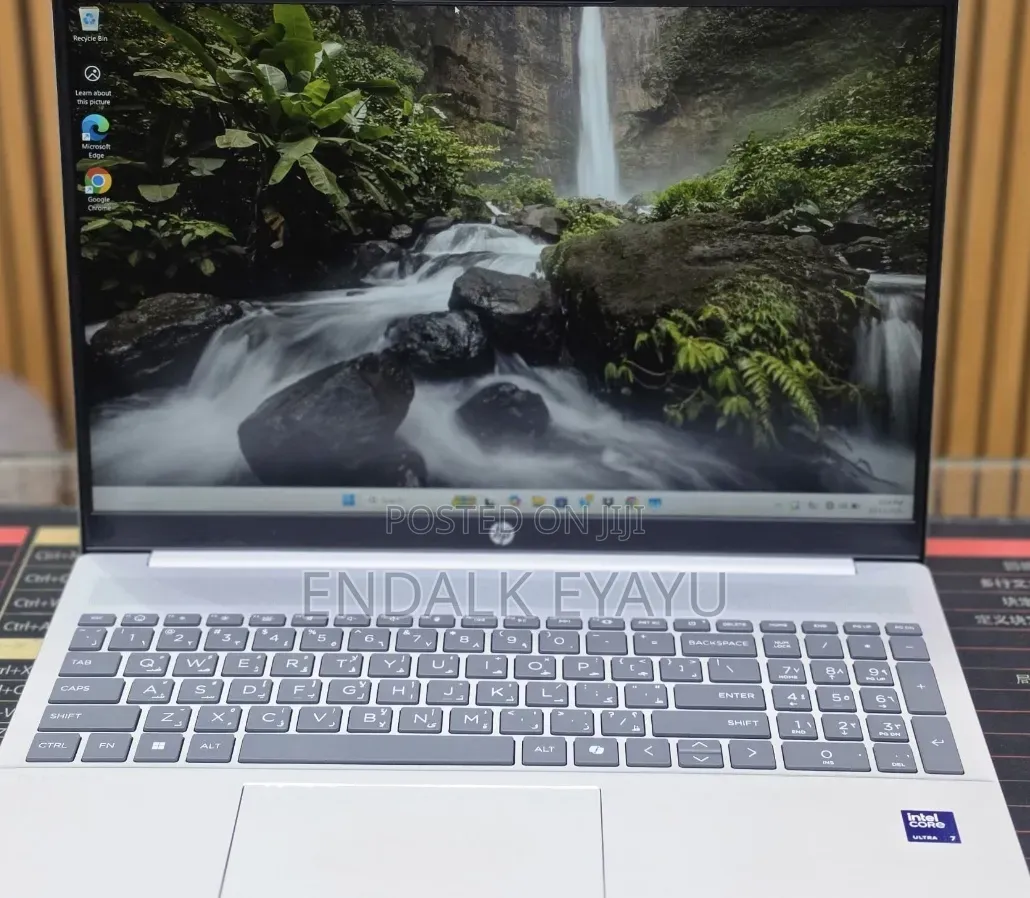 New Laptop HP OmniBook 5 16" 16GB Intel Core Ultra 7 SSD 1T