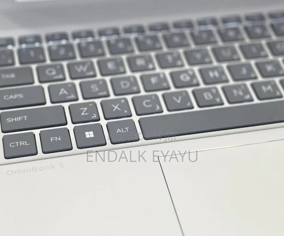 New Laptop HP OmniBook 5 16" 16GB Intel Core Ultra 7 SSD 1T