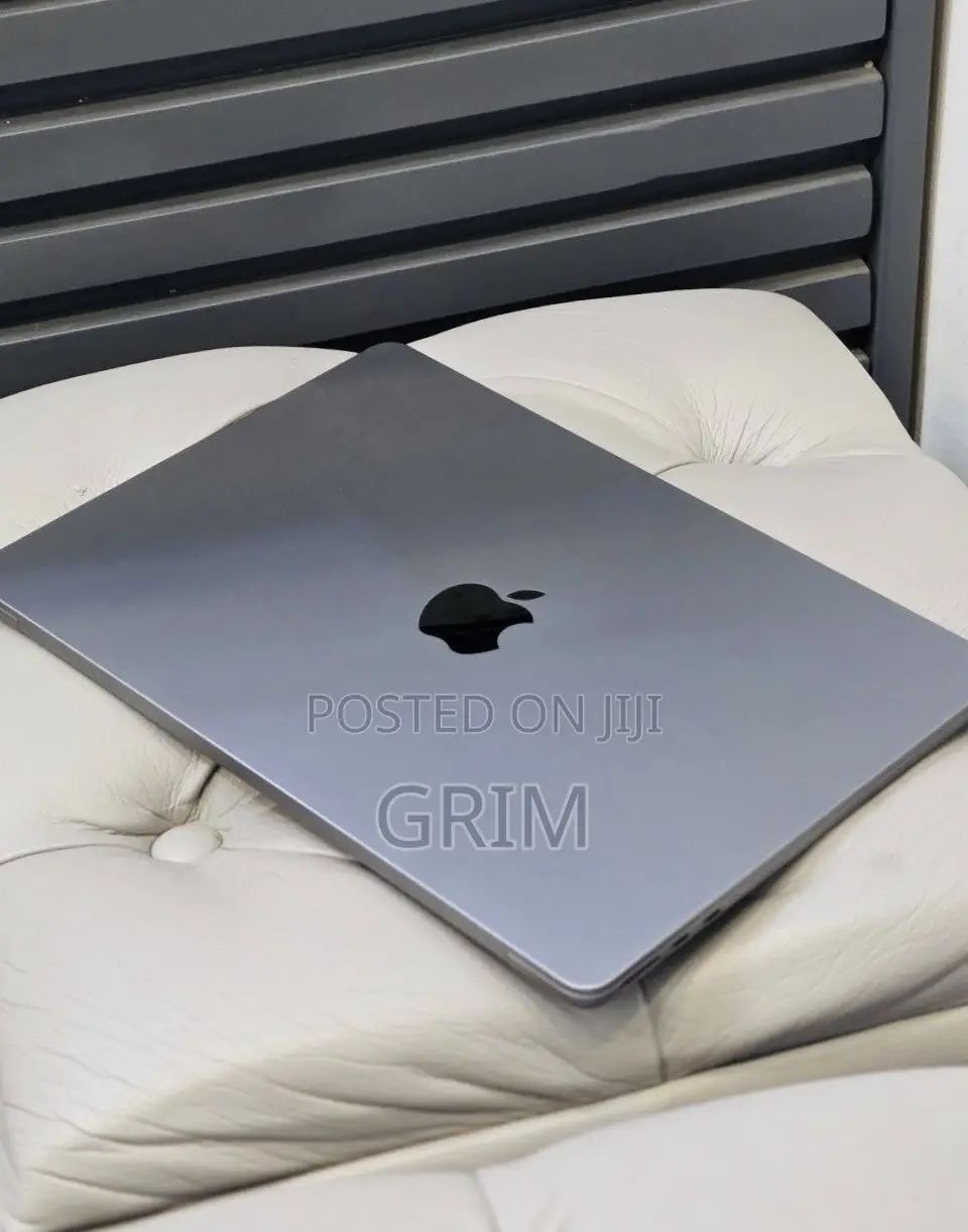 New Laptop Apple MacBook Air 2022 M2 8GB Apple M2 SSD 256GB