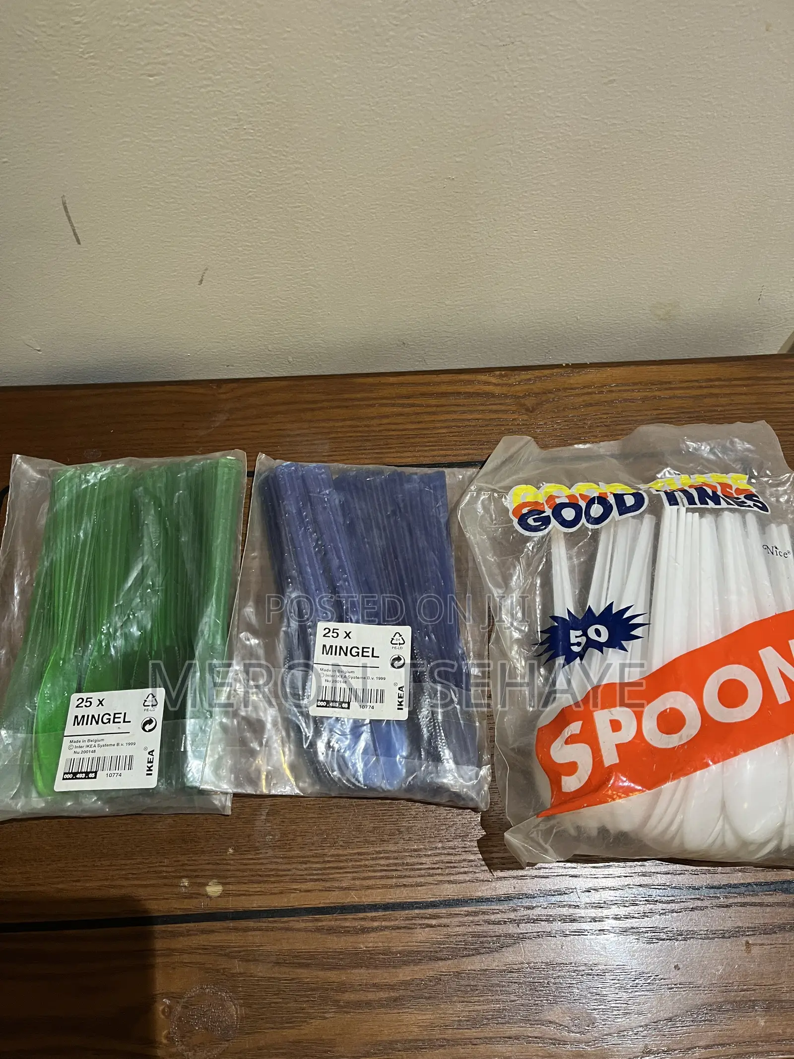 Disposable Plates, Forks, Knives, and Accessory