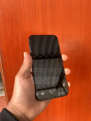 New Apple iPhone XR 64 GB Black