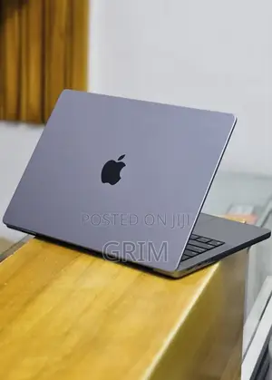 New Laptop Apple MacBook Pro 2021 M1 32GB Apple M1 SSD 512GB