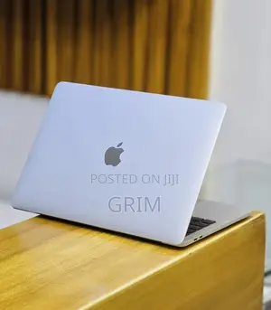 Laptop Apple MacBook Pro 2020 32GB Intel Core i7 SSD 512GB