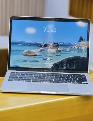 Laptop Apple MacBook Pro 2020 32GB Intel Core i7 SSD 512GB