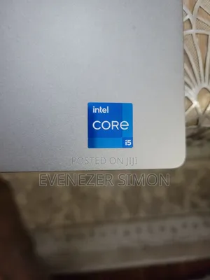 Laptop Dell Latitude 5320 16GB Intel Core i5 SSD 256GB