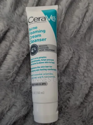 CeraVe Acne Foaming Cream Cleanser – Benzoyl Peroxide 4%