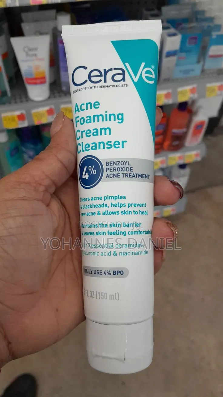 CeraVe Acne Foaming Cream Cleanser – Ceramides & Niacinamide