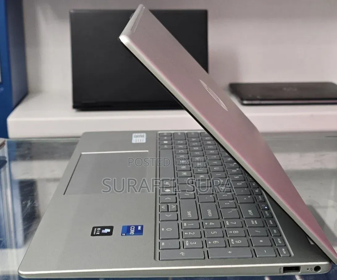 New Laptop HP Stream Notebook 16GB Intel Core i7 SSD 512GB