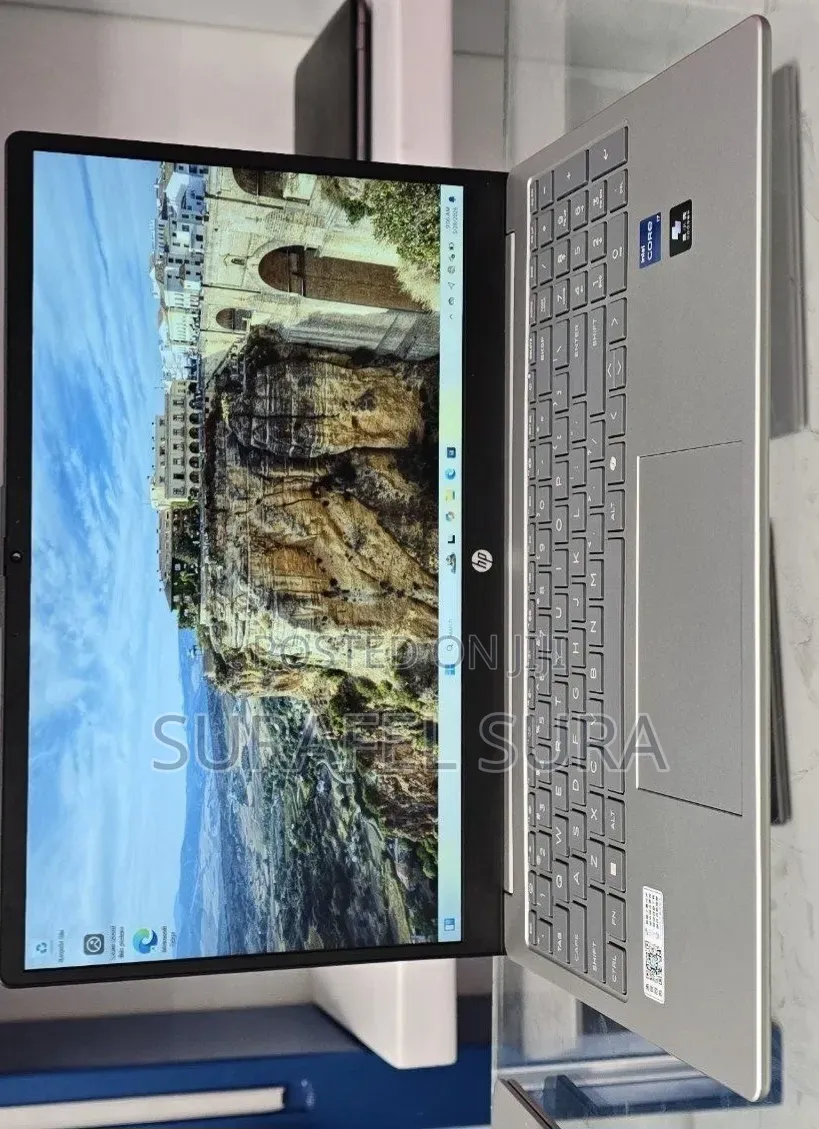 New Laptop HP Stream Notebook 16GB Intel Core i7 SSD 512GB