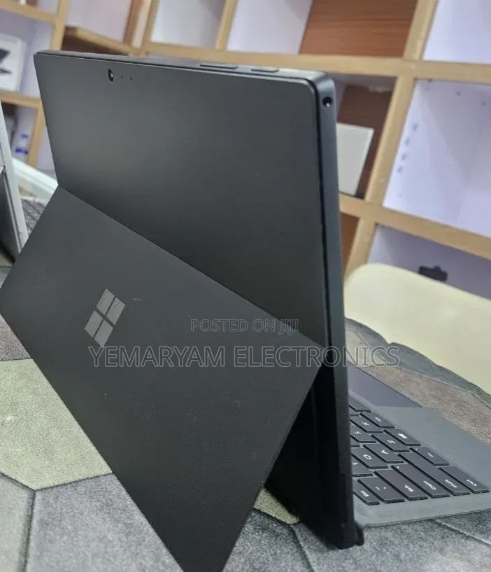 New Laptop Asus Zenbook 14X OLED 16GB Intel Core i7 SSD 512GB