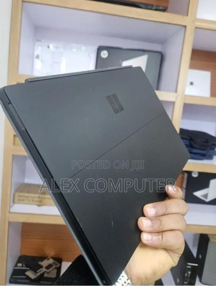 New Laptop Microsoft Surface Pro 6 16GB Intel Core i7 SSD 512GB