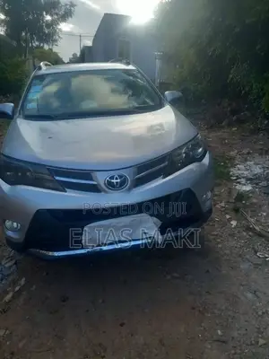 Toyota RAV4 2015 Silver