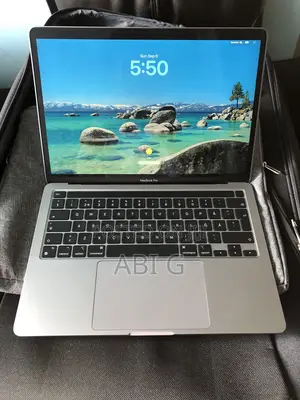 New Laptop Apple MacBook Pro 2021 M1 8GB Intel Core i5 SSD 512GB