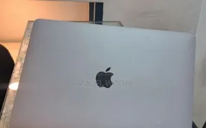 New Laptop Apple MacBook Air 2020 M1 8GB Apple M1 SSD 512GB