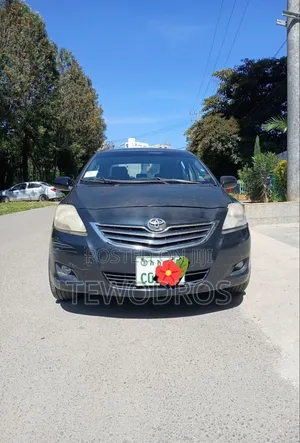 Toyota Yaris 2008 Gray