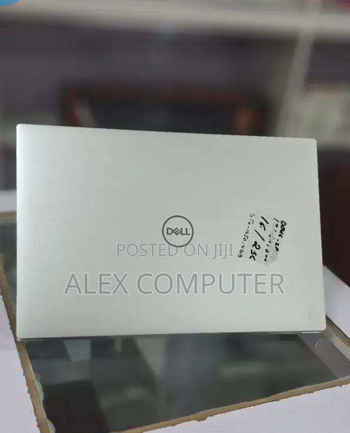 New Laptop Dell XPS 15 16GB Intel Core i7 SSD 512GB