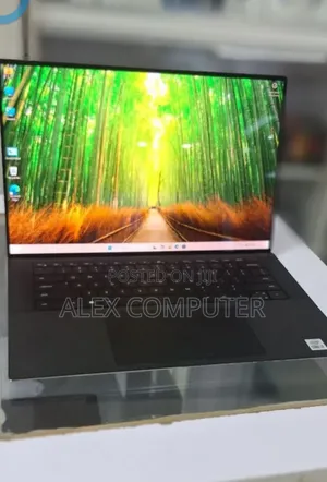 New Laptop Dell XPS 15 16GB Intel Core i7 SSD 512GB