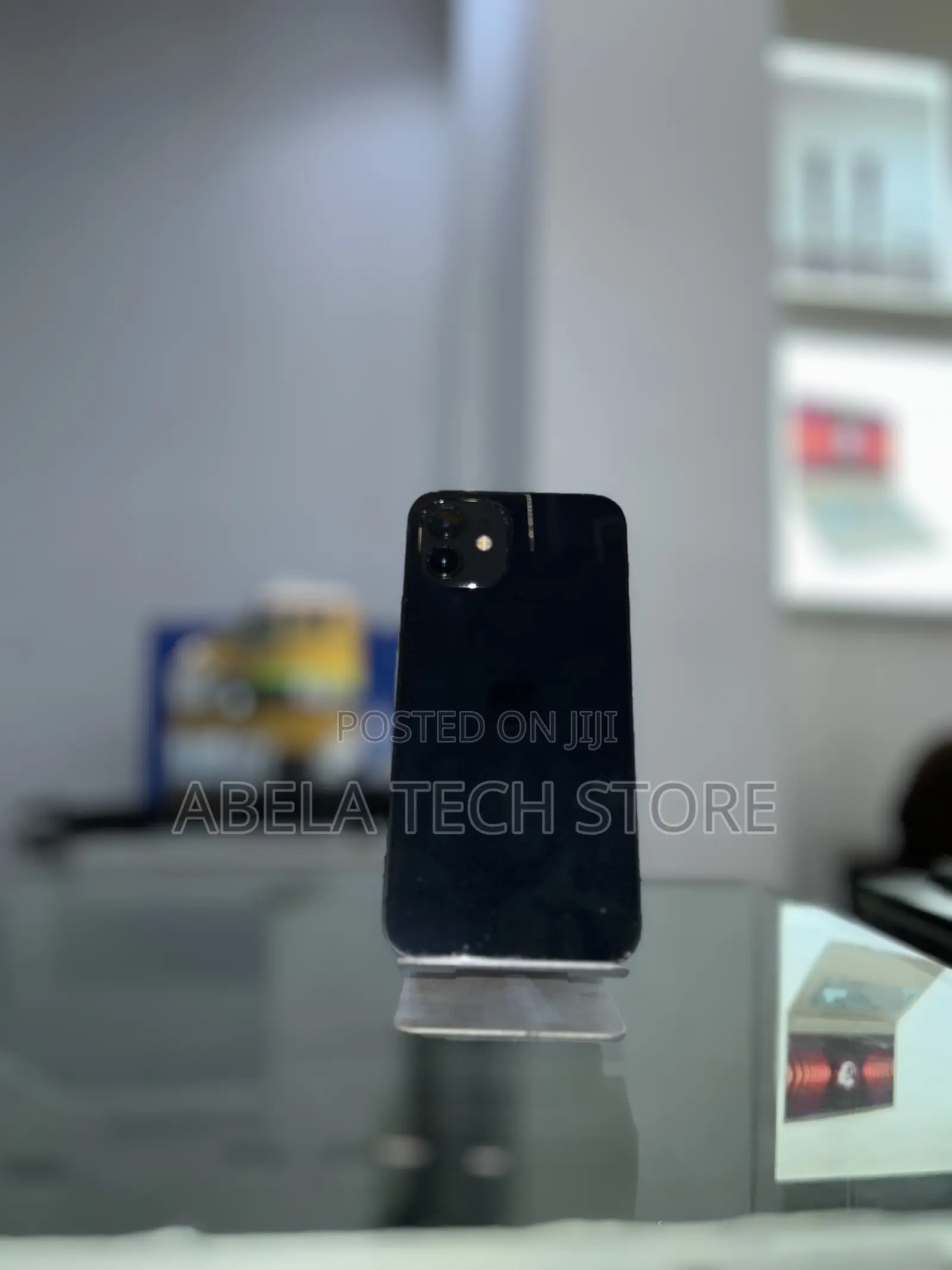 Apple iPhone 12 64 GB Black