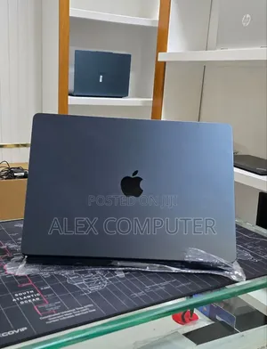 New Laptop Apple MacBook Air 2026 M5 16GB Apple M5 SSD 512GB