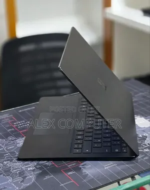 New Laptop Microsoft Surface Laptop 4 16GB Intel Core i7 SSD 512GB